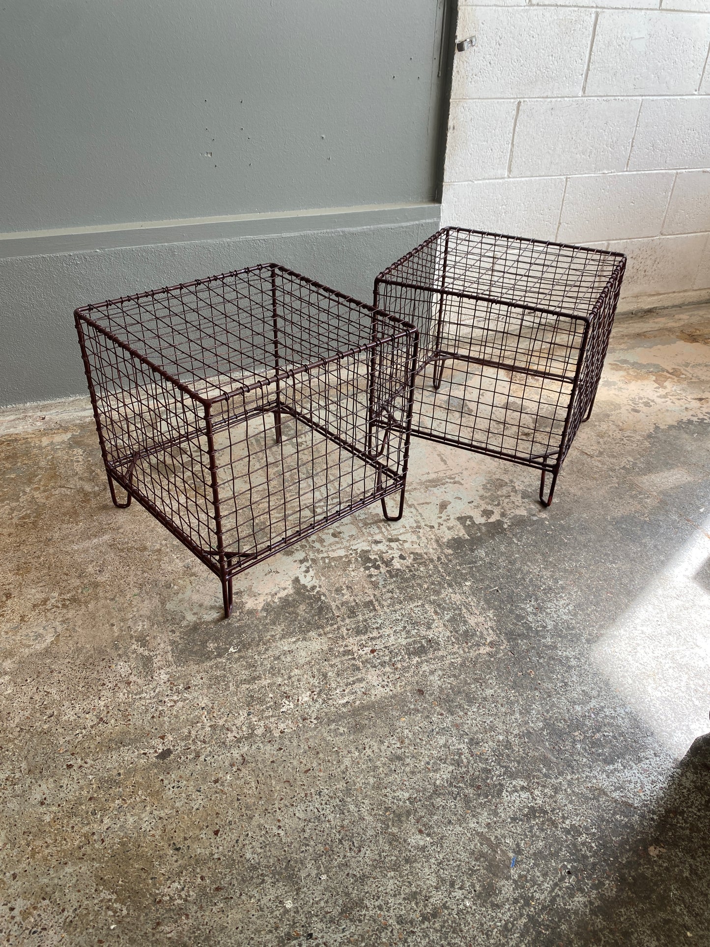 Retro Wire Outdoor Stools