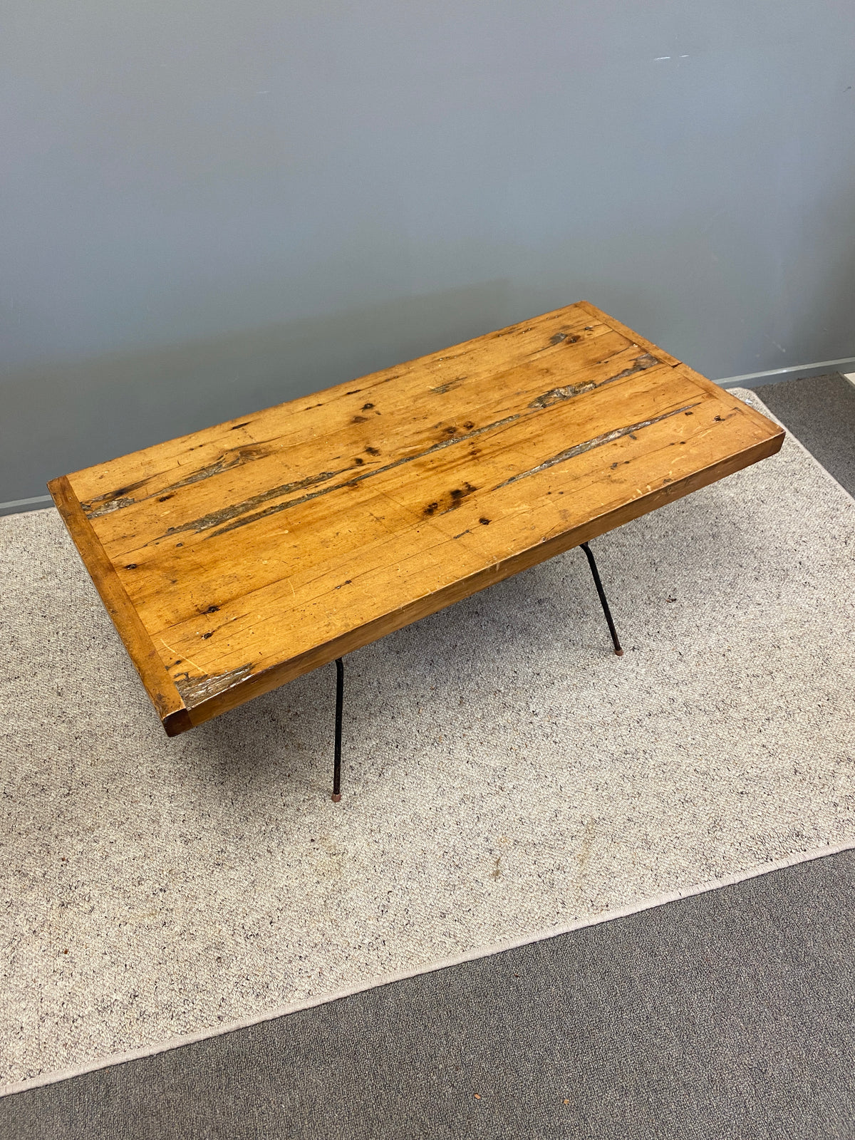 Table Scatch Scratch-built Retro Rustic Coffee Table – Plots & Pickles