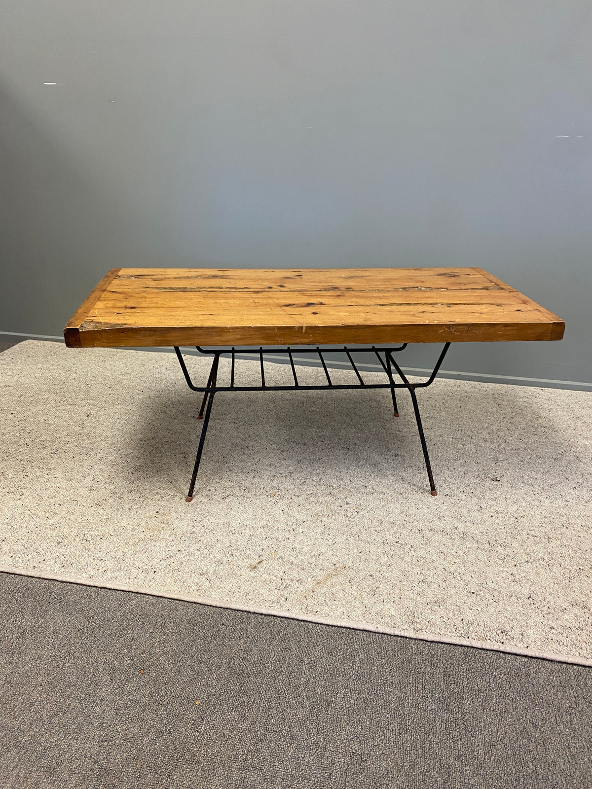Table Scatch Scratch-built Retro Rustic Coffee Table – Plots & Pickles