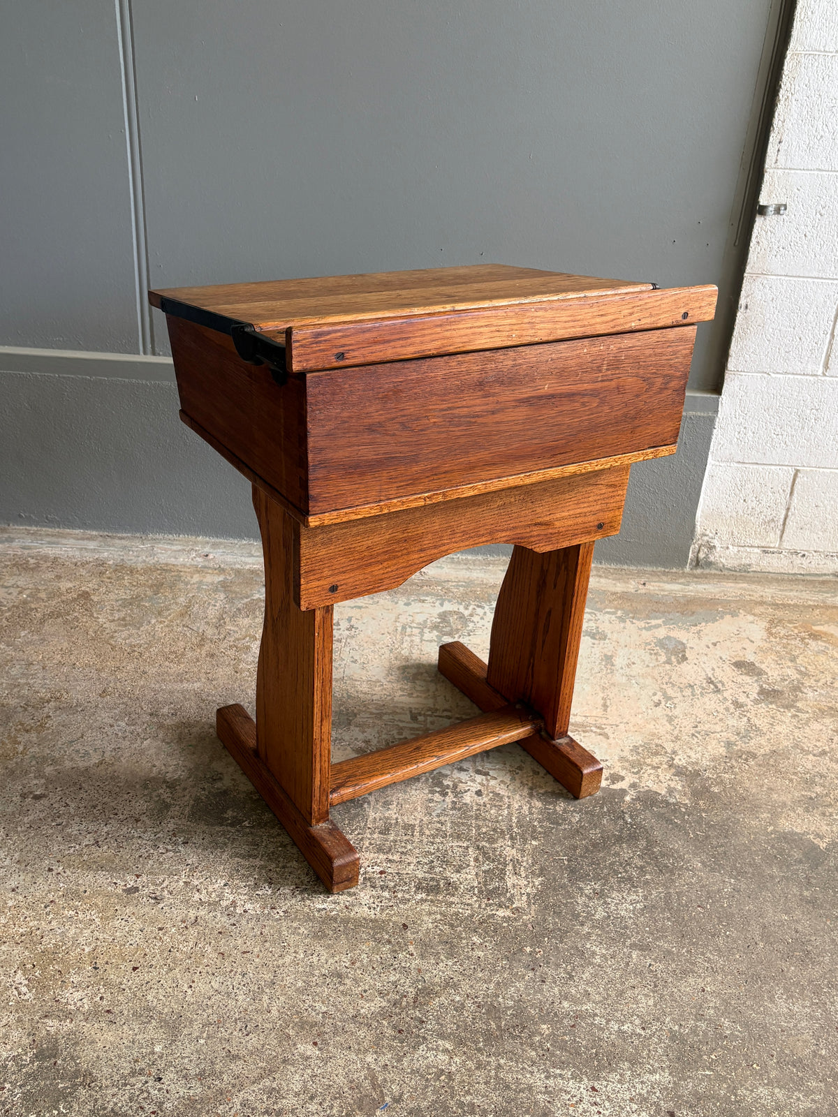 Victorian E.S.A Ltd / London Solid Oak Students Desk