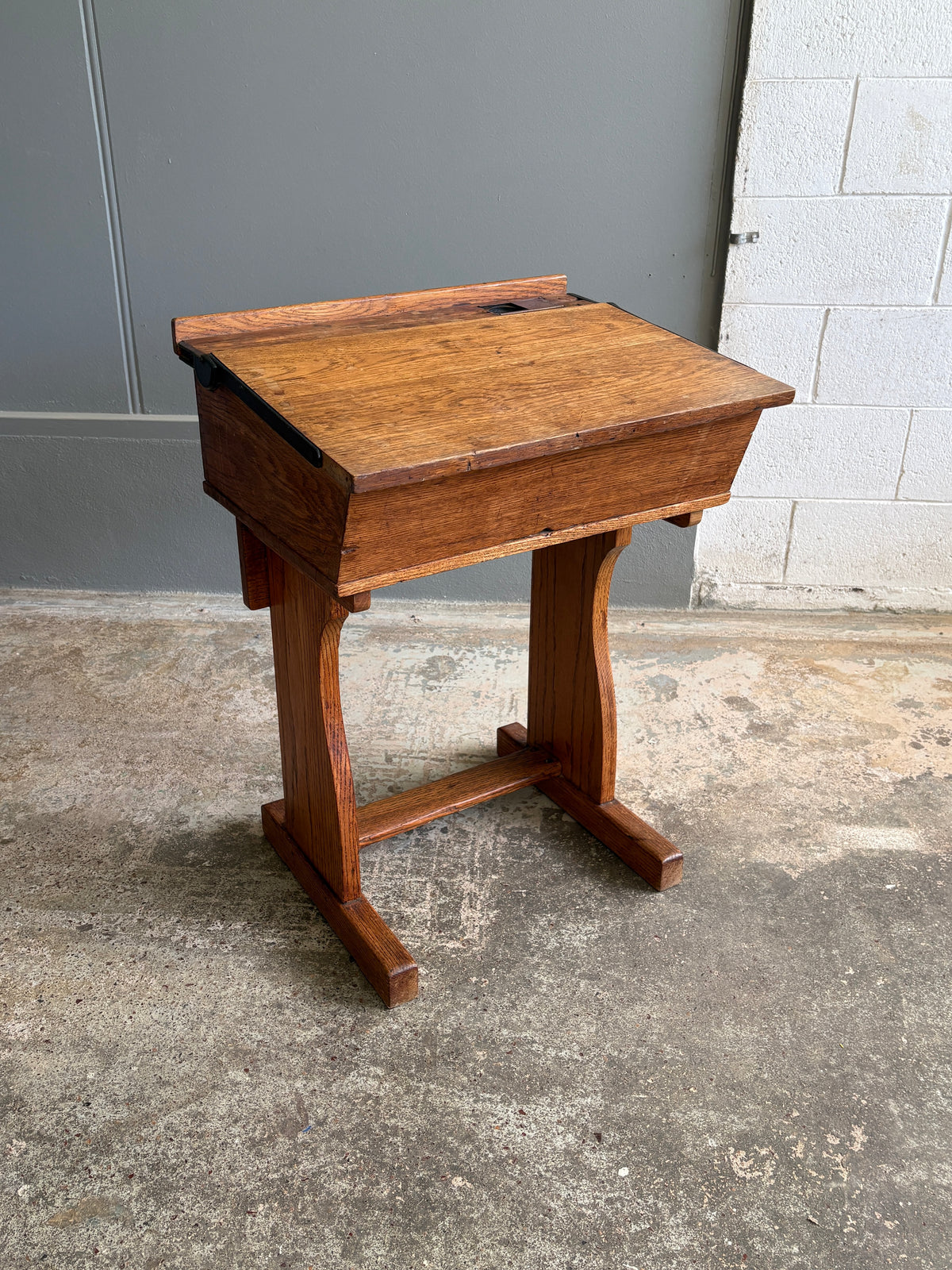 Victorian E.S.A Ltd / London Solid Oak Students Desk