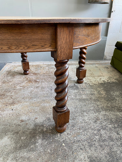 Victorian English Oak Dining Table with Barley Twist Legs