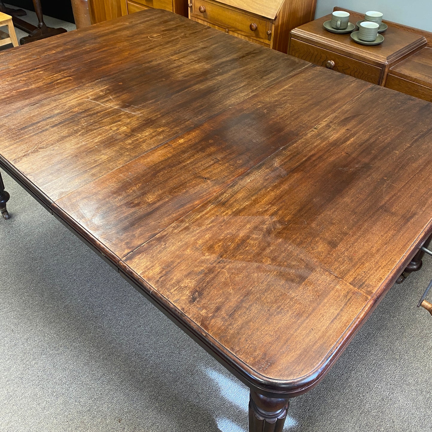 Victorian Mahogany Dining Table