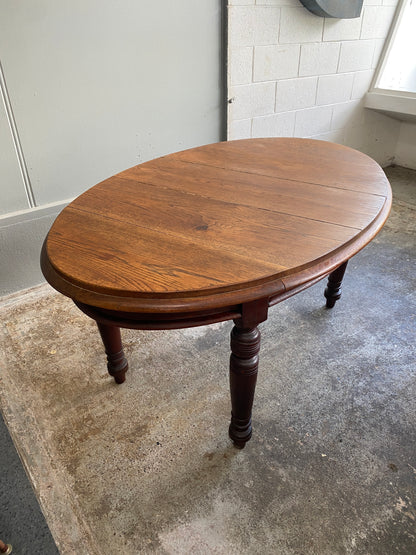 Victorian Solid Oak Oval Dining Table
