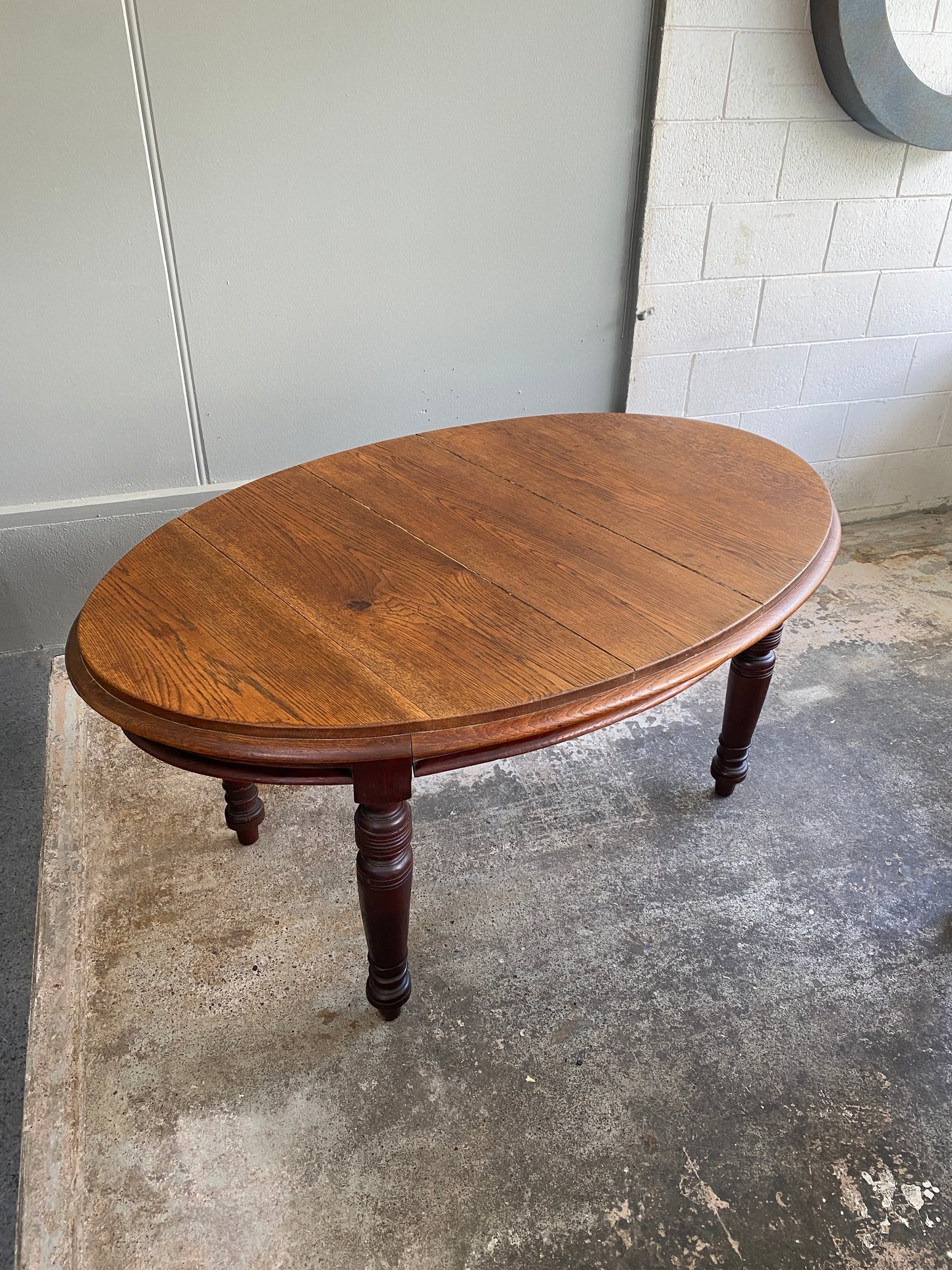 Victorian Solid Oak Oval Dining Table