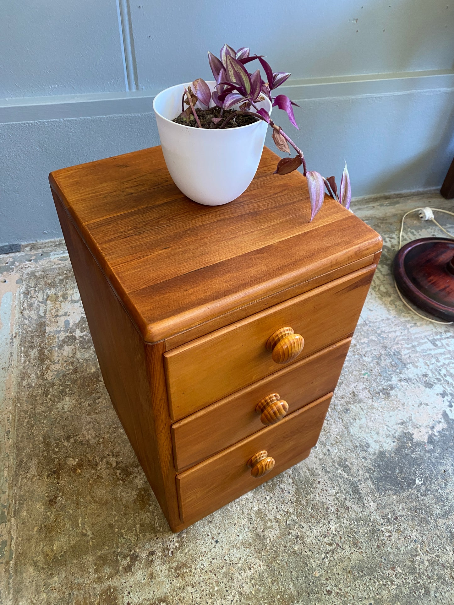 Vintage Heart Rimu Side Table