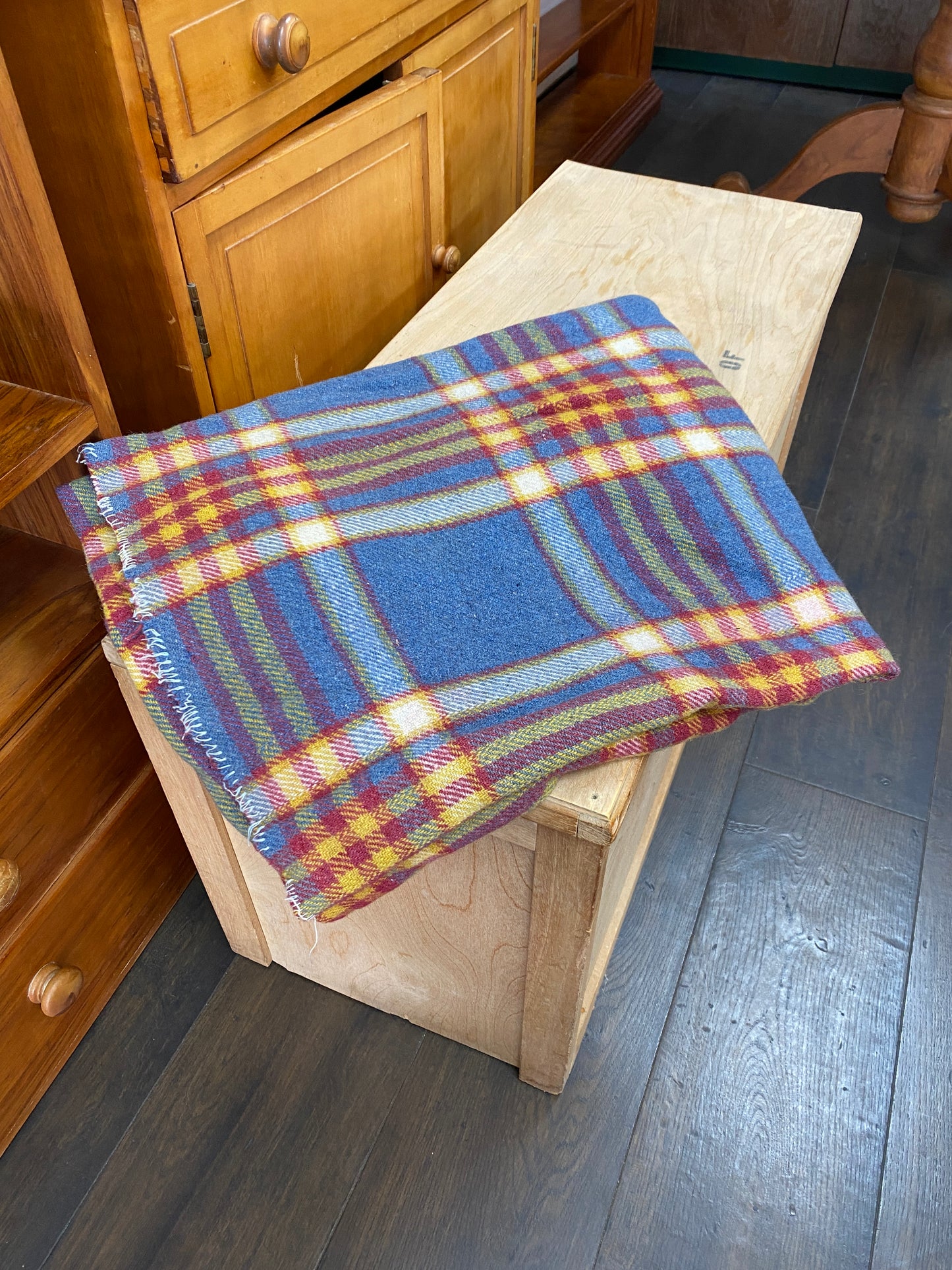 Vintage Large Wool Blanket (Blue)