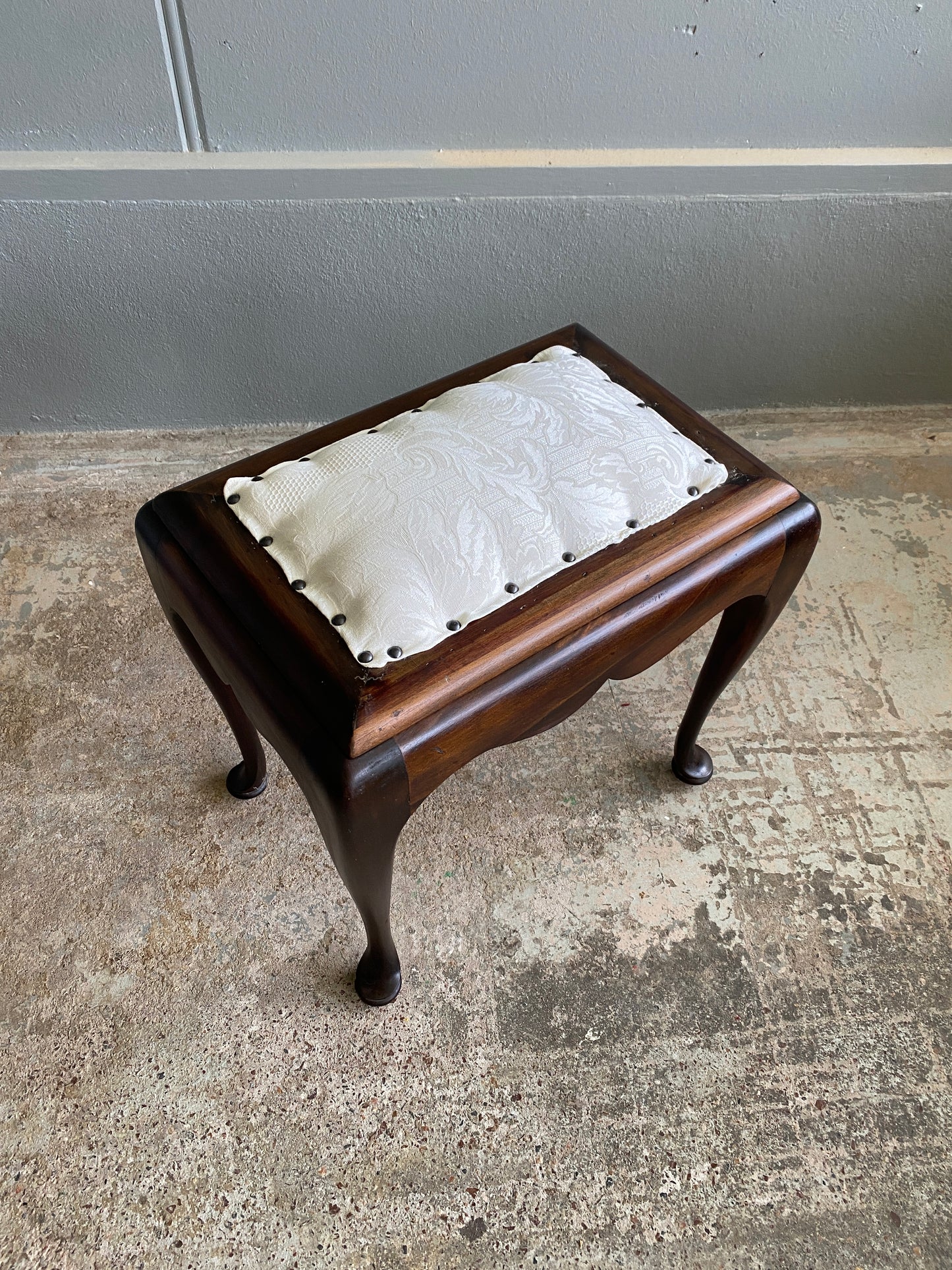 Vintage Mahogany Queen Anne Style Stool