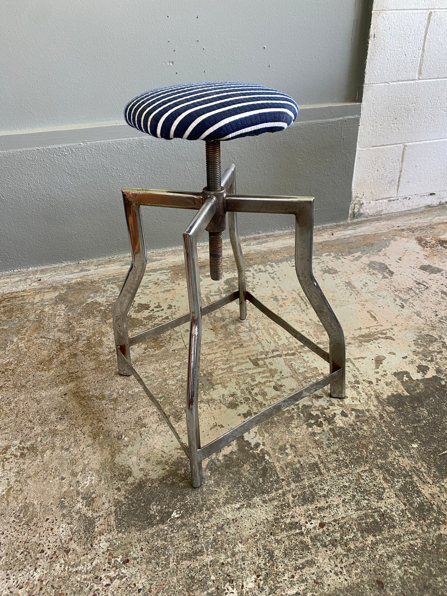 Vintage Mechanics Swivel Stool