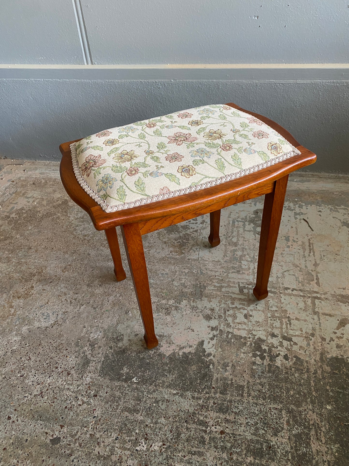 Vintage Oak Vanity Stool with Floral Fabric