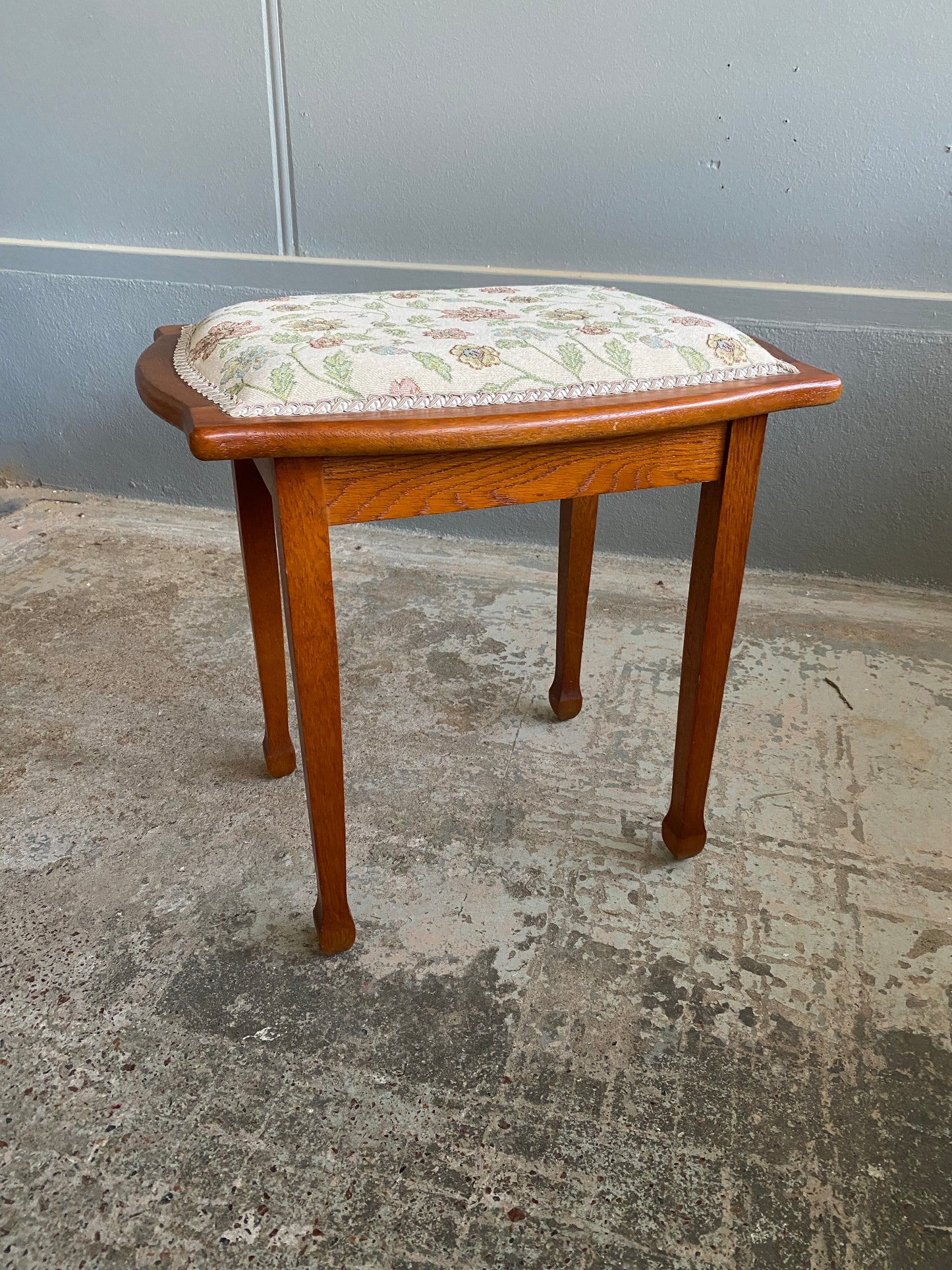 Vintage Oak Vanity Stool with Floral Fabric