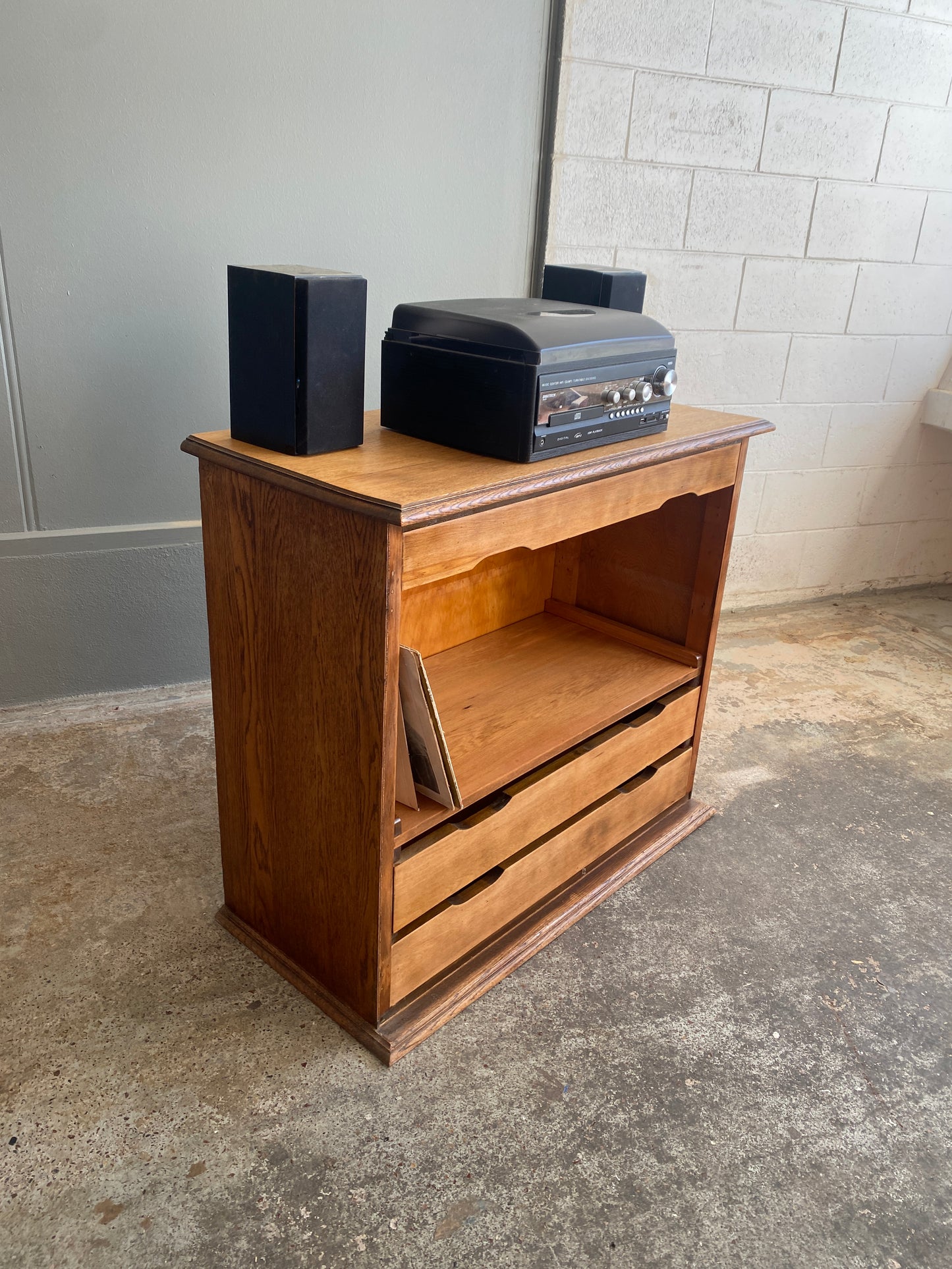 Vintage Oak/Mahogany & Rimu Entertainment Cabinet