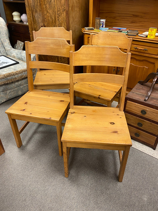 Vintage Pine Rustic Country Dining Chairs x 4