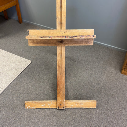 Vintage Pre-loved Artists Easel