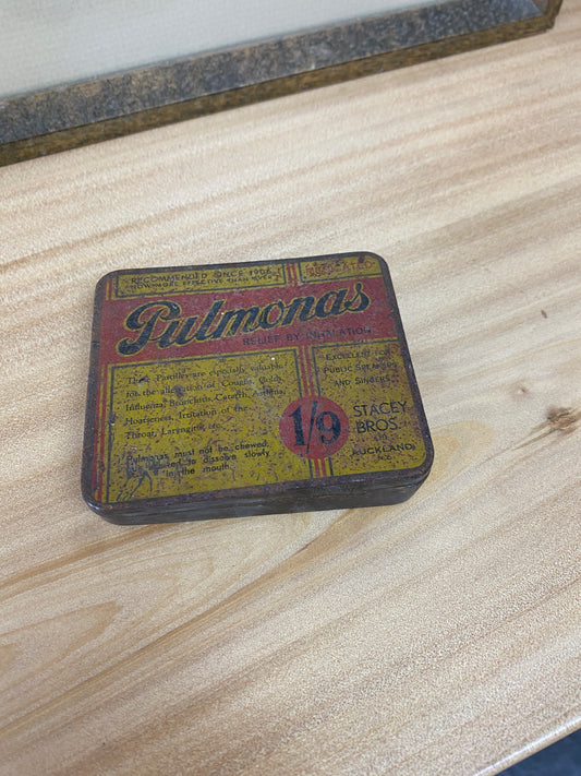 Vintage Pulmonas Tin