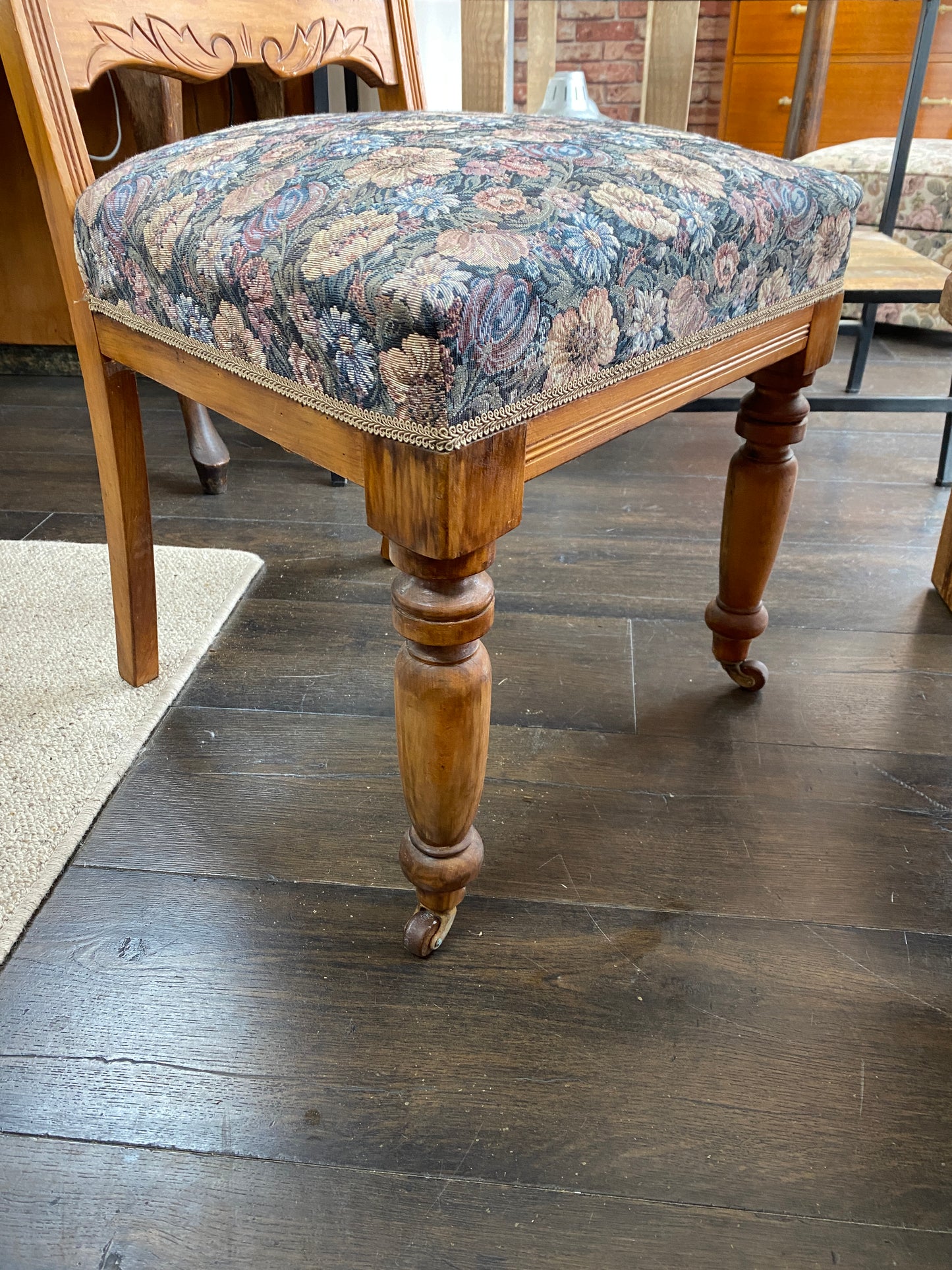 Vintage Rimu Dining Chairs (Set of 4)