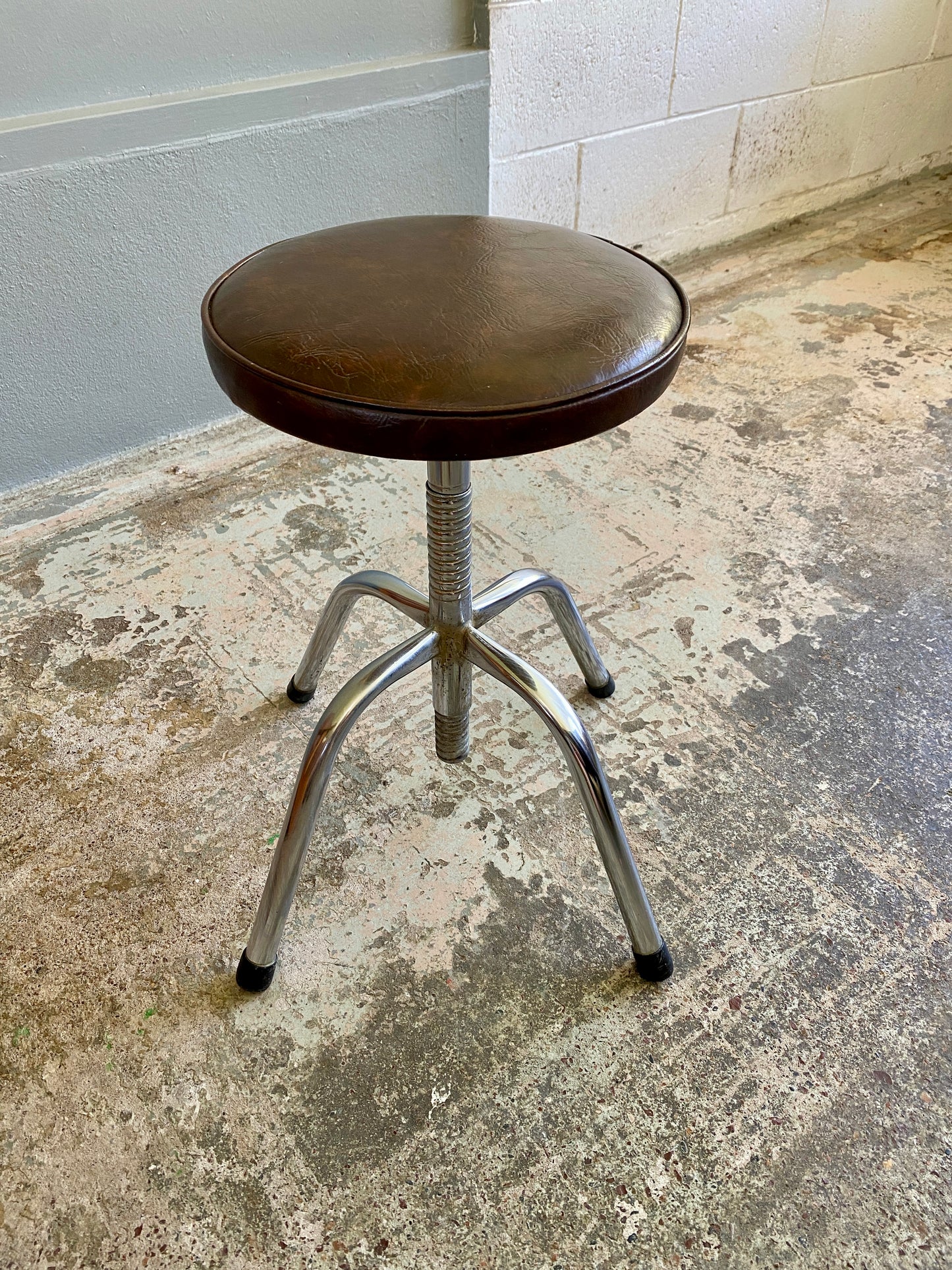 Vintage Screw Thread Stool