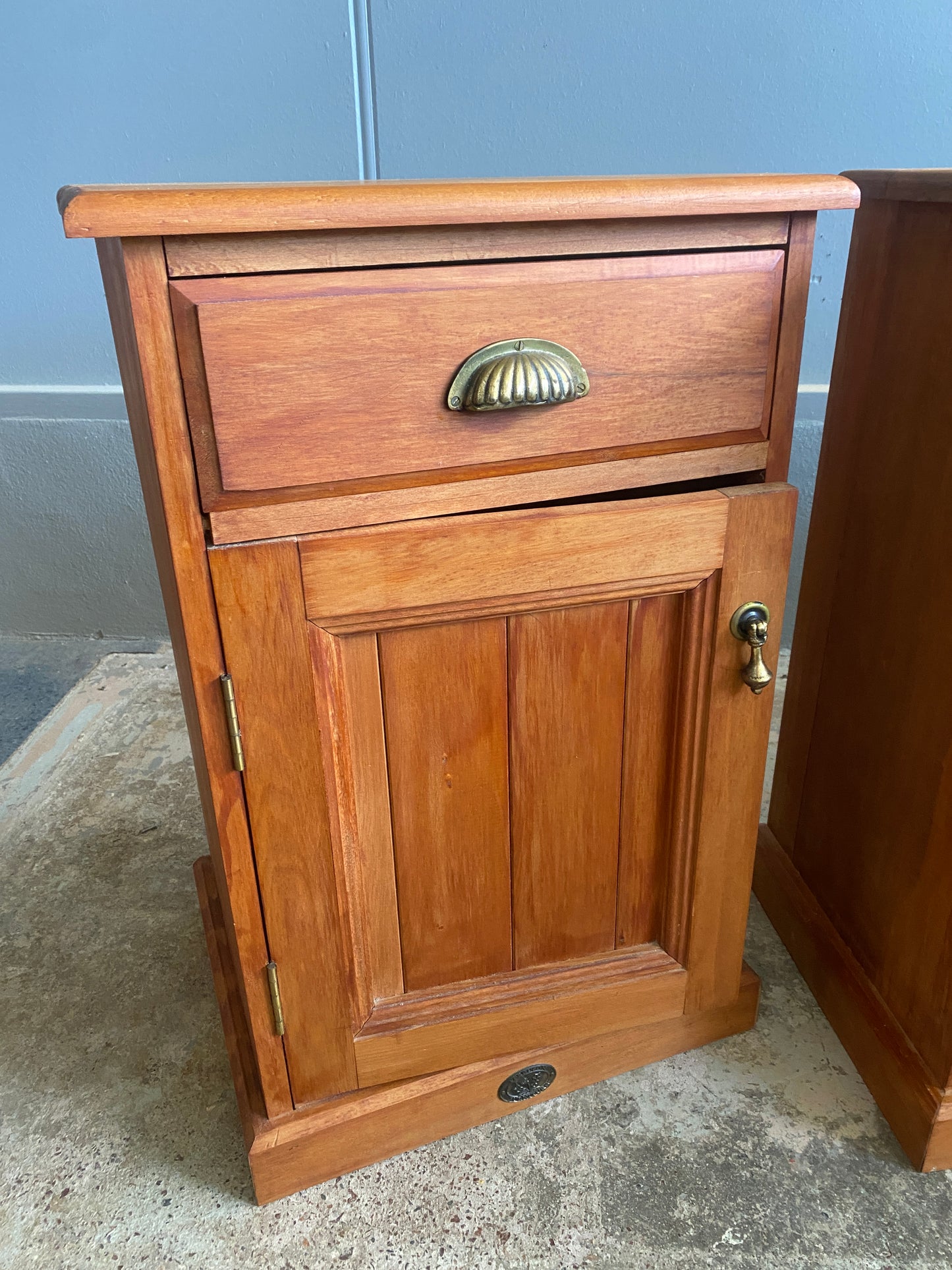 Vintage Solid Rimu Bedside Tables Pair